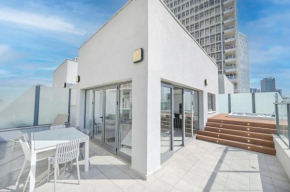Jacuzzi 3BR Penthouse Rothschild Blvd by HolyGuest